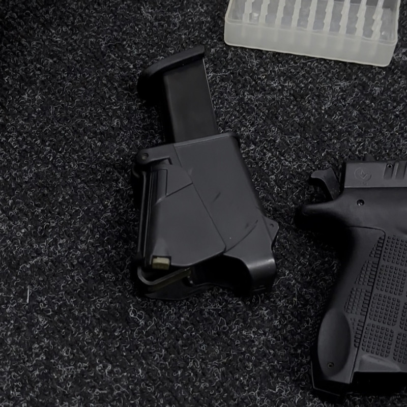 Лоадер (зарядник магазинів) UpLULA™ від 9mm до 45ACP