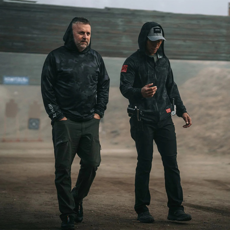 Штани від Howitzer та JJ Racaza